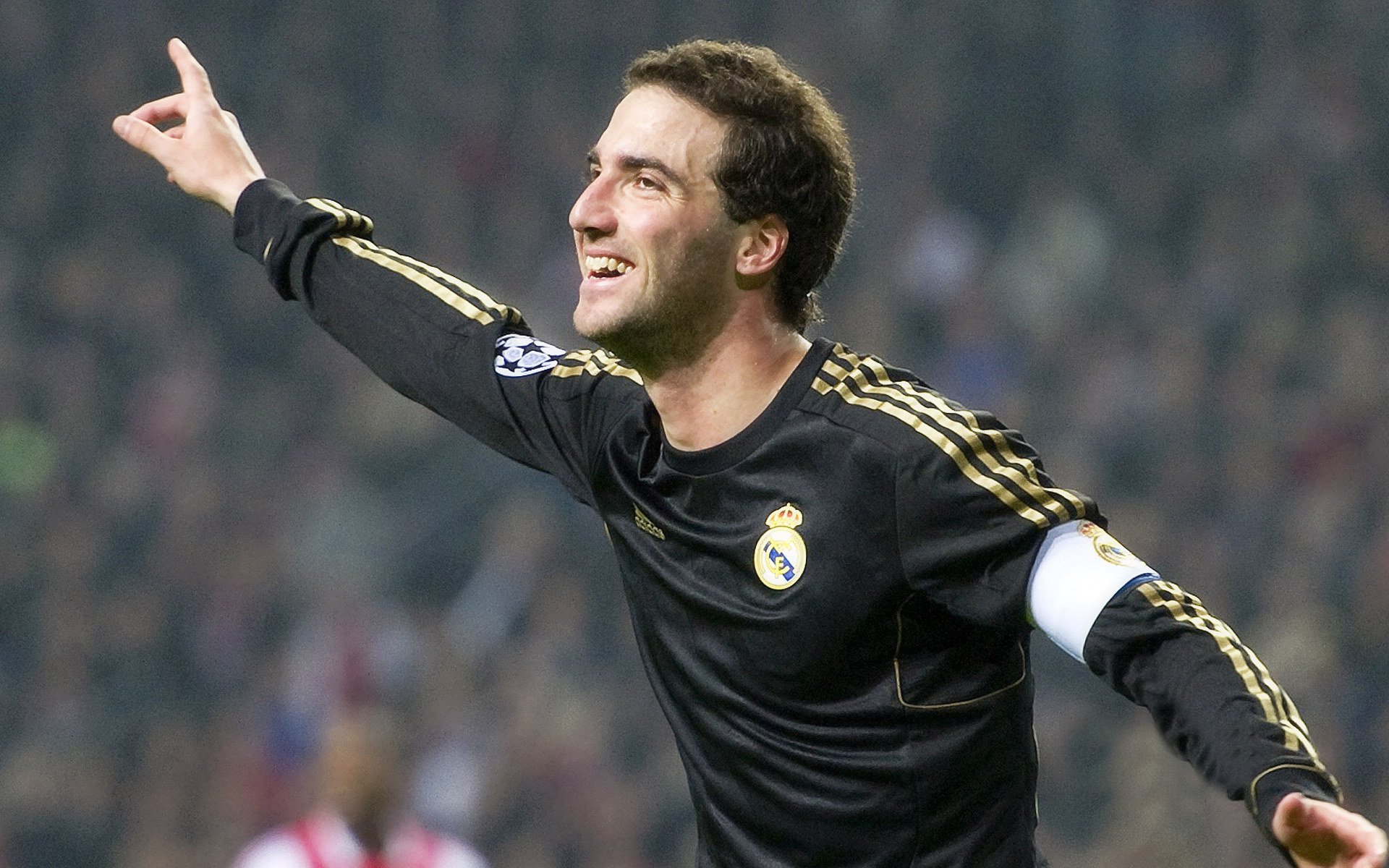 拉什福德天神下凡！爱尔兰生死战逆转澳大利亚，争冠之路绝处逢生